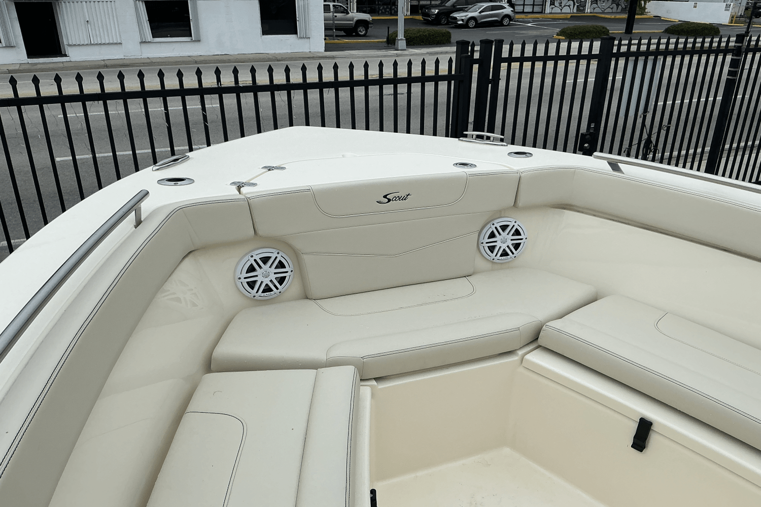 Slide: The Image of Scout 240 XSF 2025 - 25