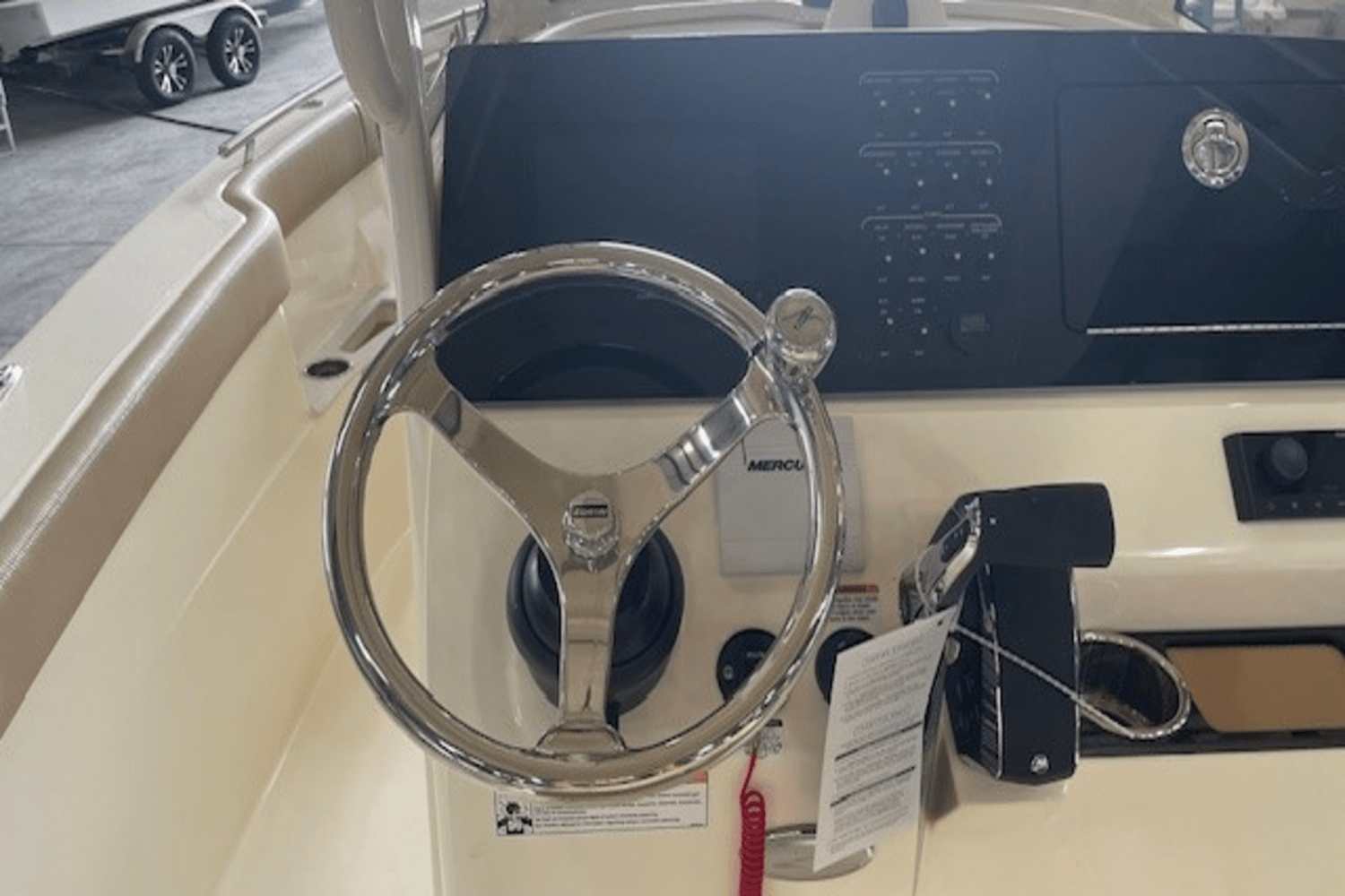 Slide: The Image of Scout 240 XSF 2025 - 7