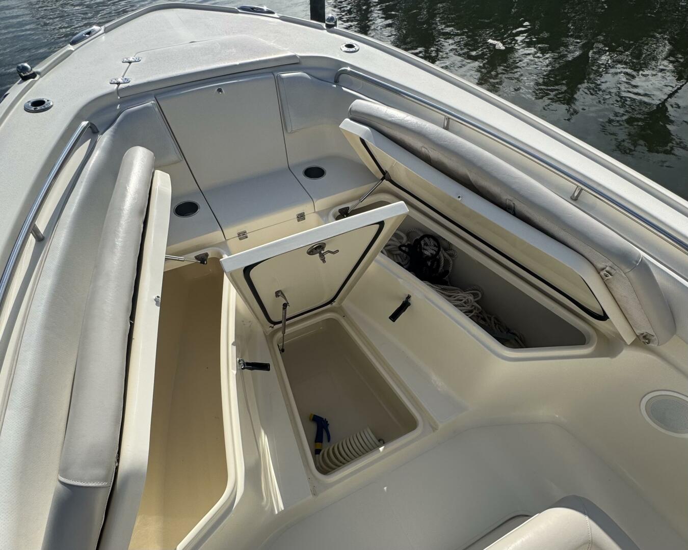 Slide: The Image of Scout 245 SXF 2011 - 5198765