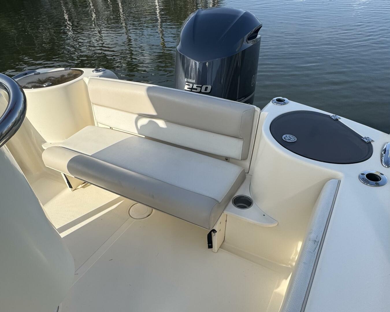 Slide: The Image of Scout 245 SXF 2011 - 5198768