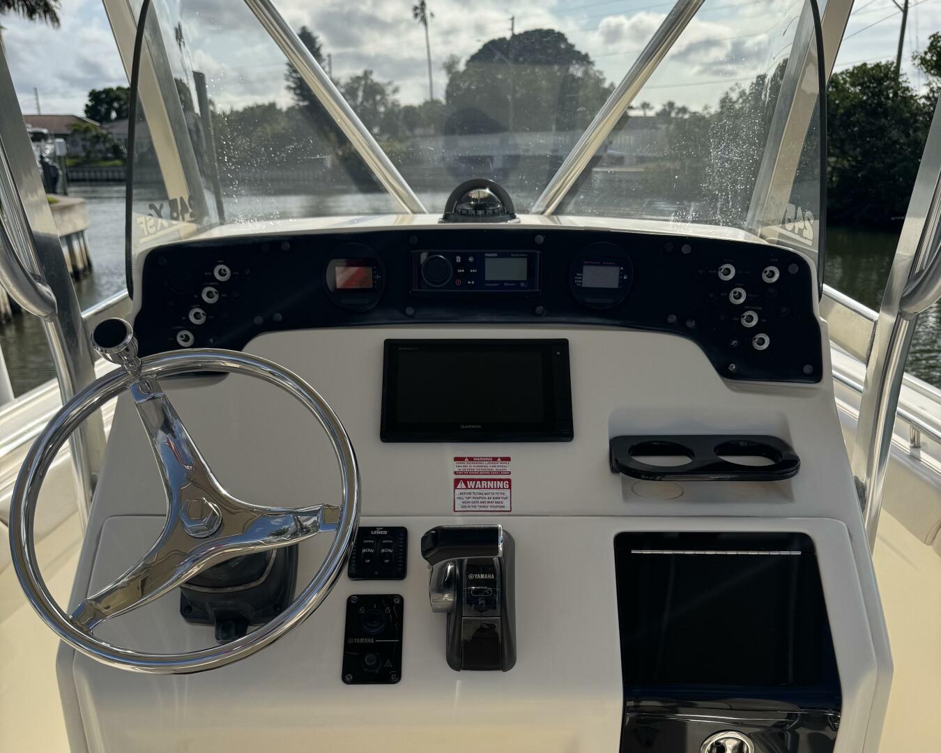 Slide: The Image of Scout 245 SXF 2011 - 5198772