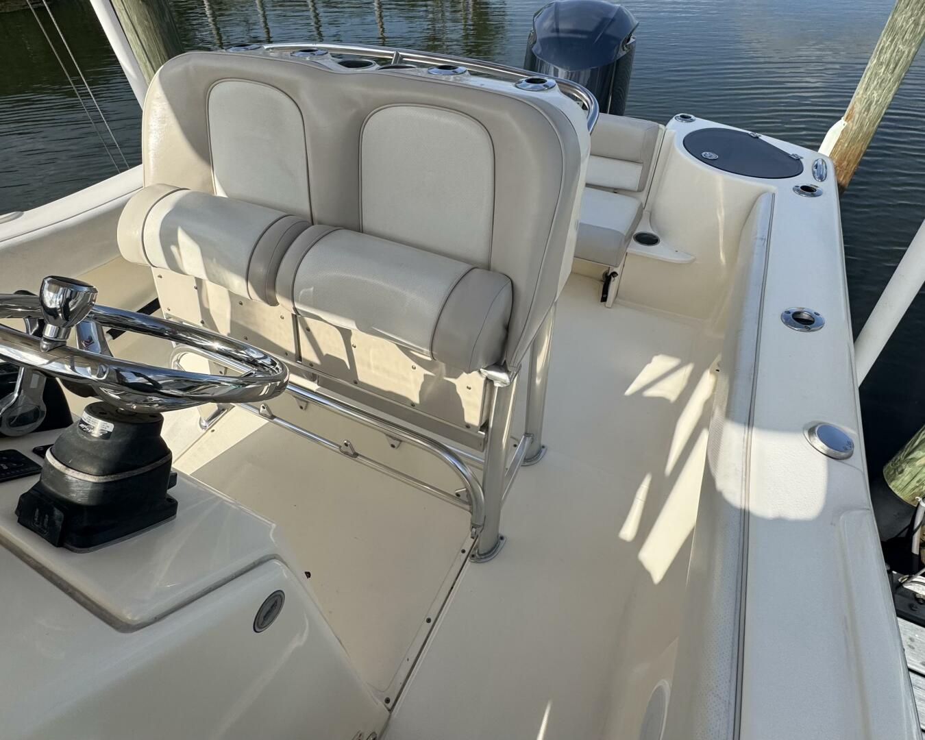 Slide: The Image of Scout 245 SXF 2011 - 5198773