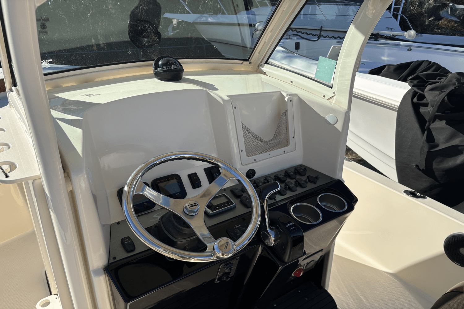 Slide: The Image of Scout 251 XS 2016 - 9