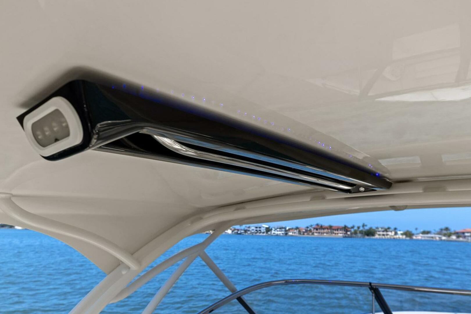 Slide: The Image of Scout 255 Dorado 2018 - 5281631