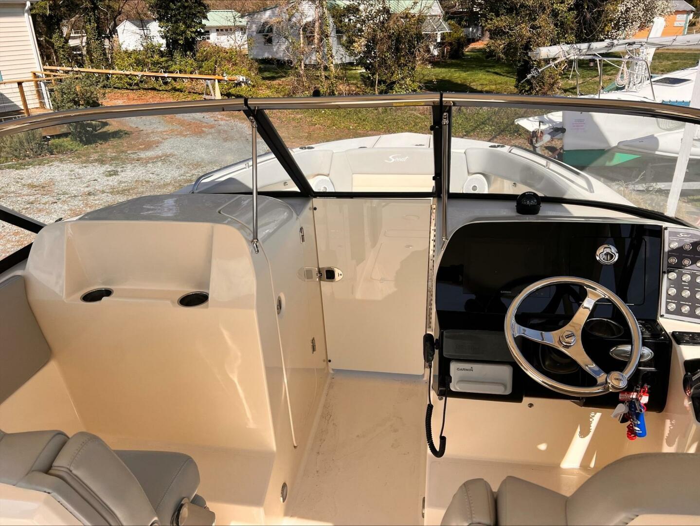 Slide: The Image of Scout 255 Dorado 2020 - 5164393