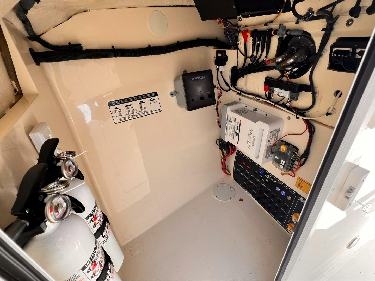 Slide: The Image of Scout 255 Dorado 2020 - 5164369