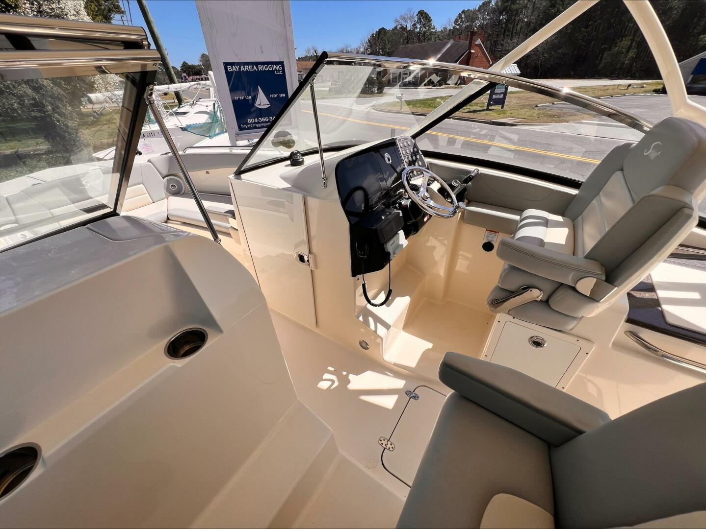 Slide: The Image of Scout 255 Dorado 2020 - 5164511