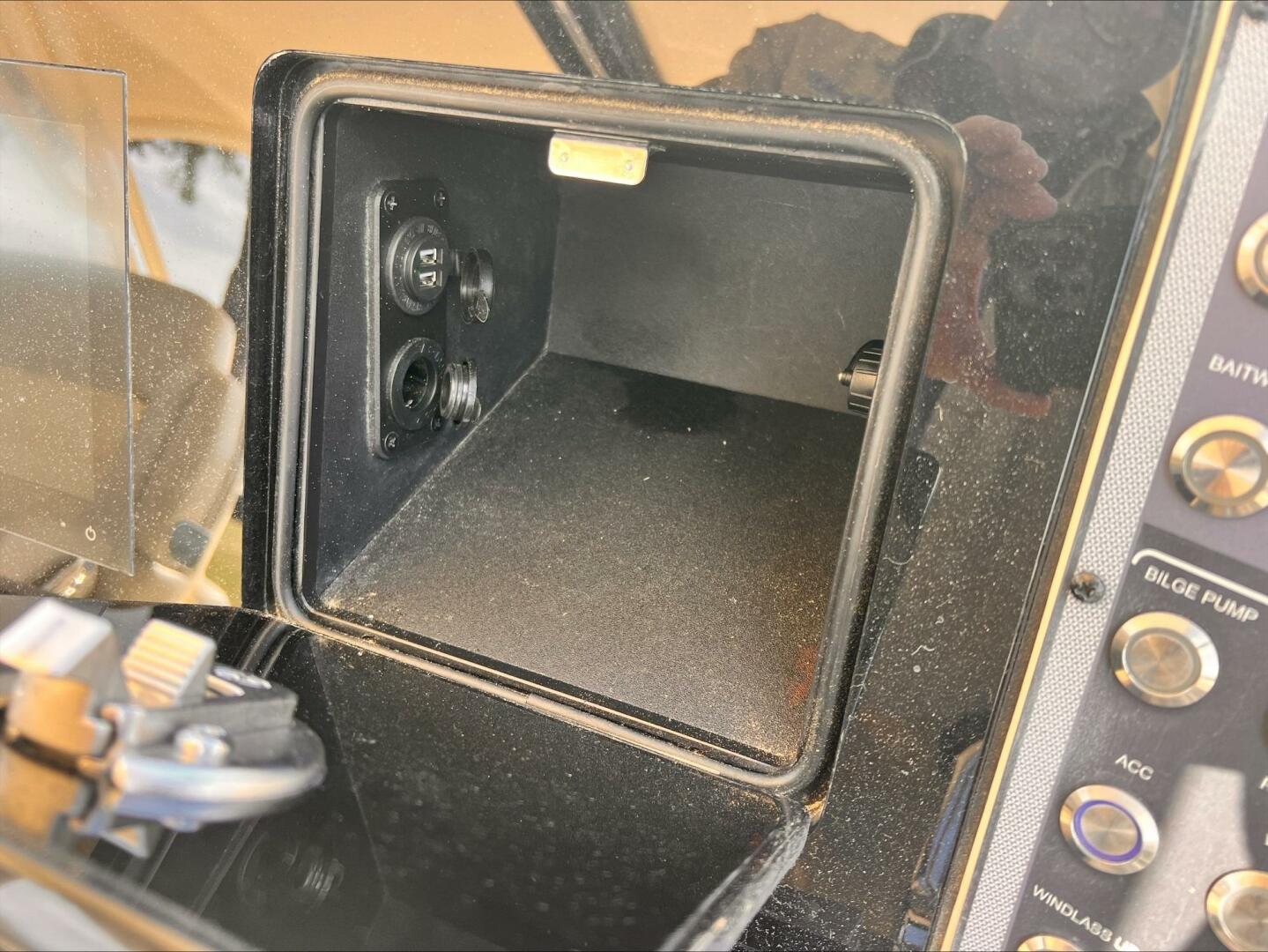 Slide: The Image of Scout 255 Dorado 2020 - 5164425