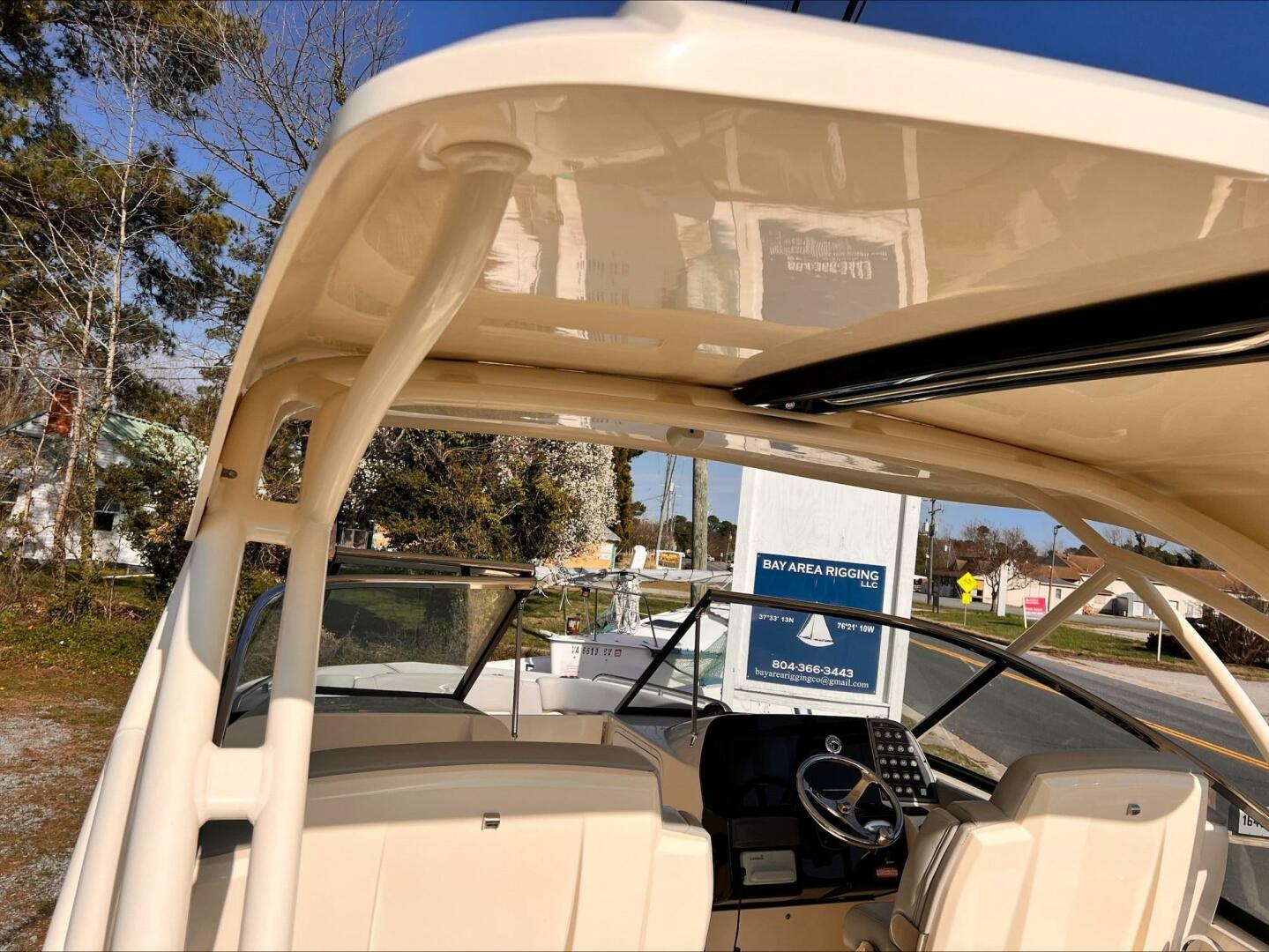 Slide: The Image of Scout 255 Dorado 2020 - 5164401