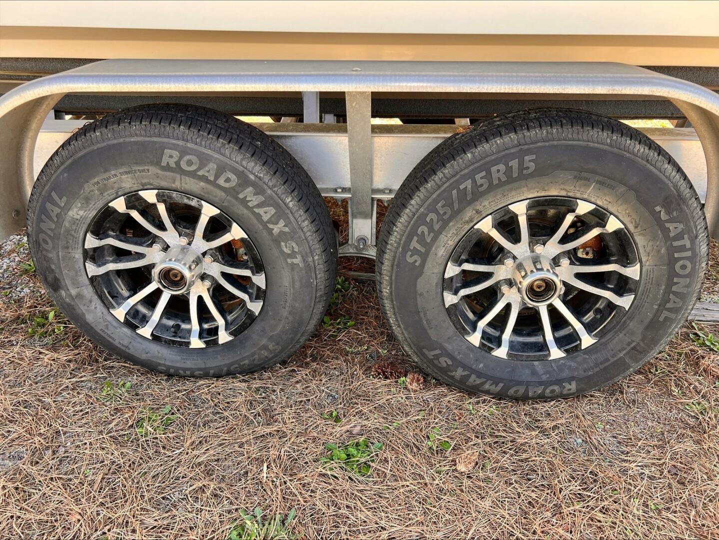 Slide: The Image of Scout 255 Dorado 2020 - 5164440