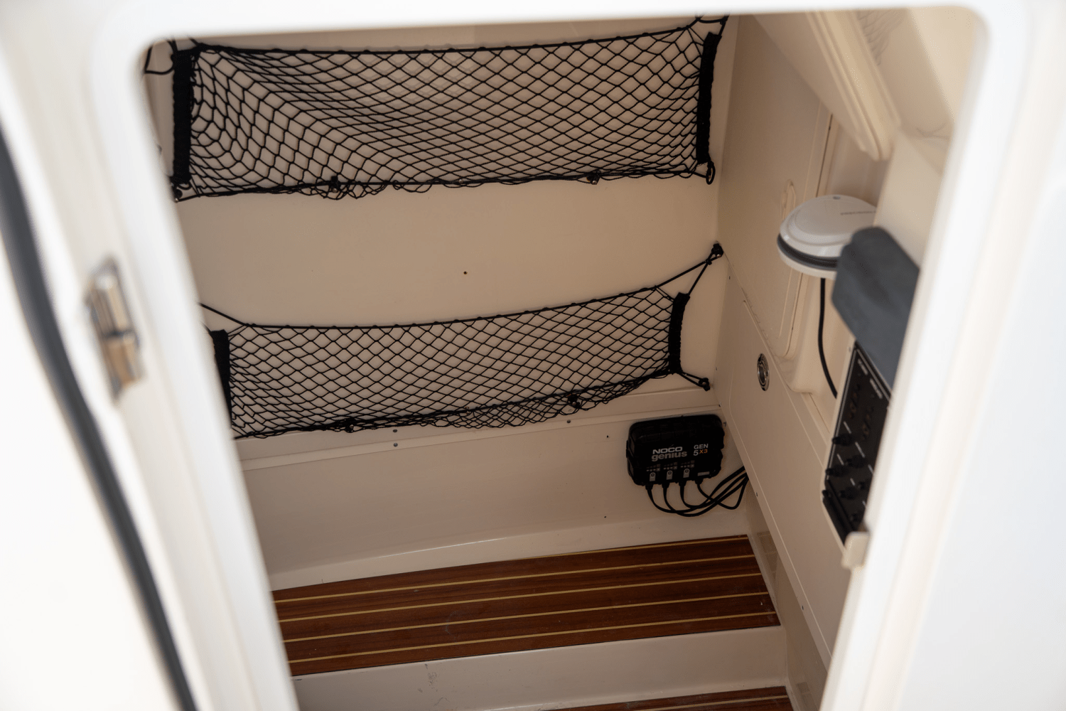 Slide: The Image of Scout 255 LXF 2018 - 13