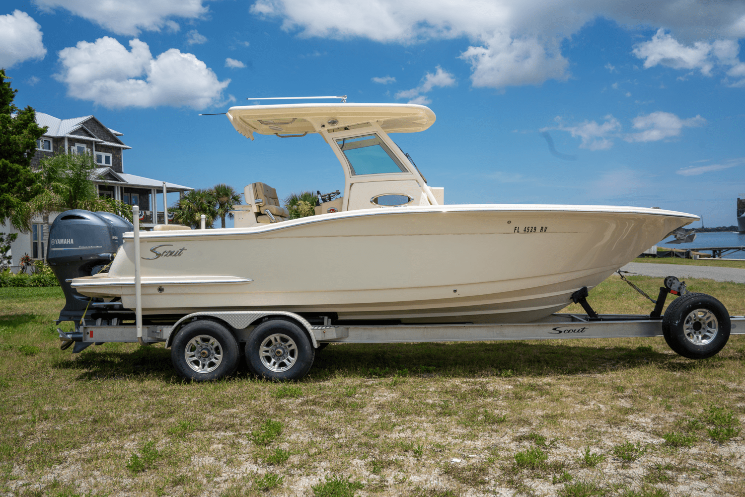 Slide: The Image of Scout 255 LXF 2018 - 2