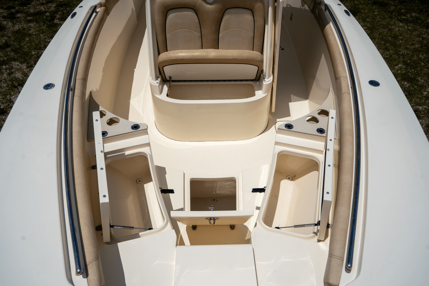 Slide: The Image of Scout 255 LXF 2018 - 8