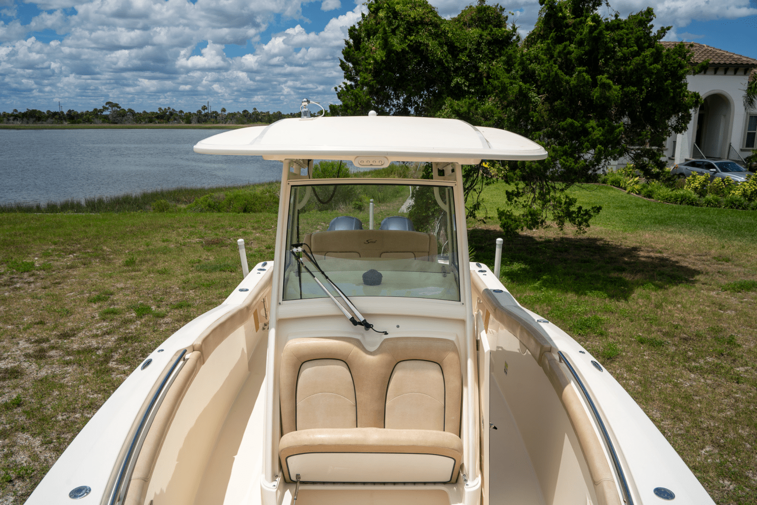 Slide: The Image of Scout 255 LXF 2018 - 9