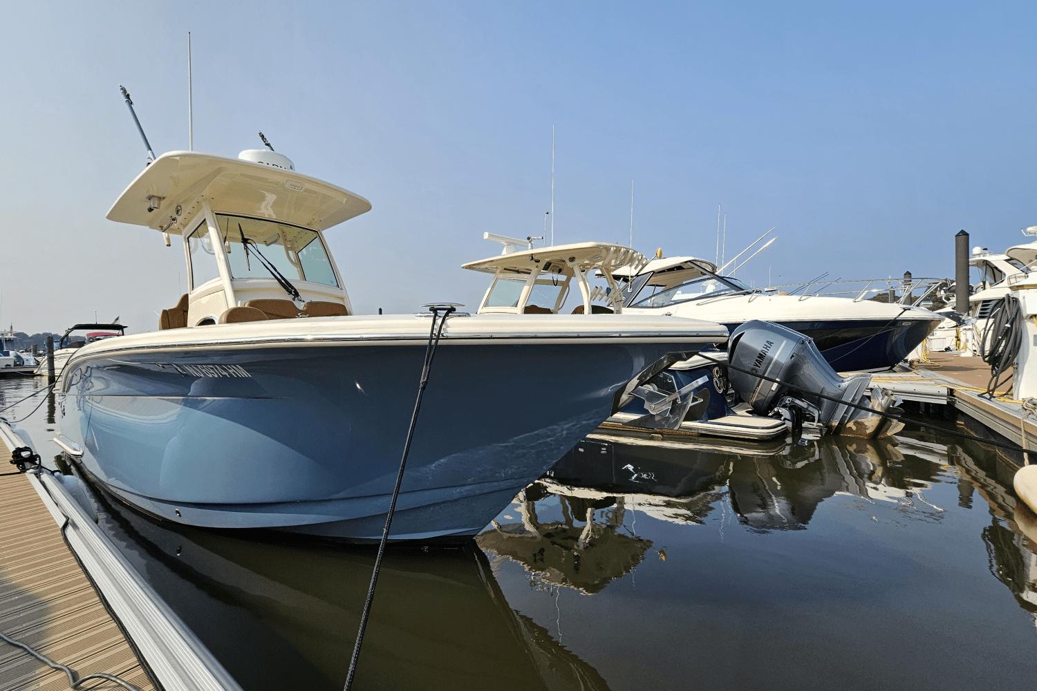 Slide: The Image of Scout 255 LXF 2020 - 1