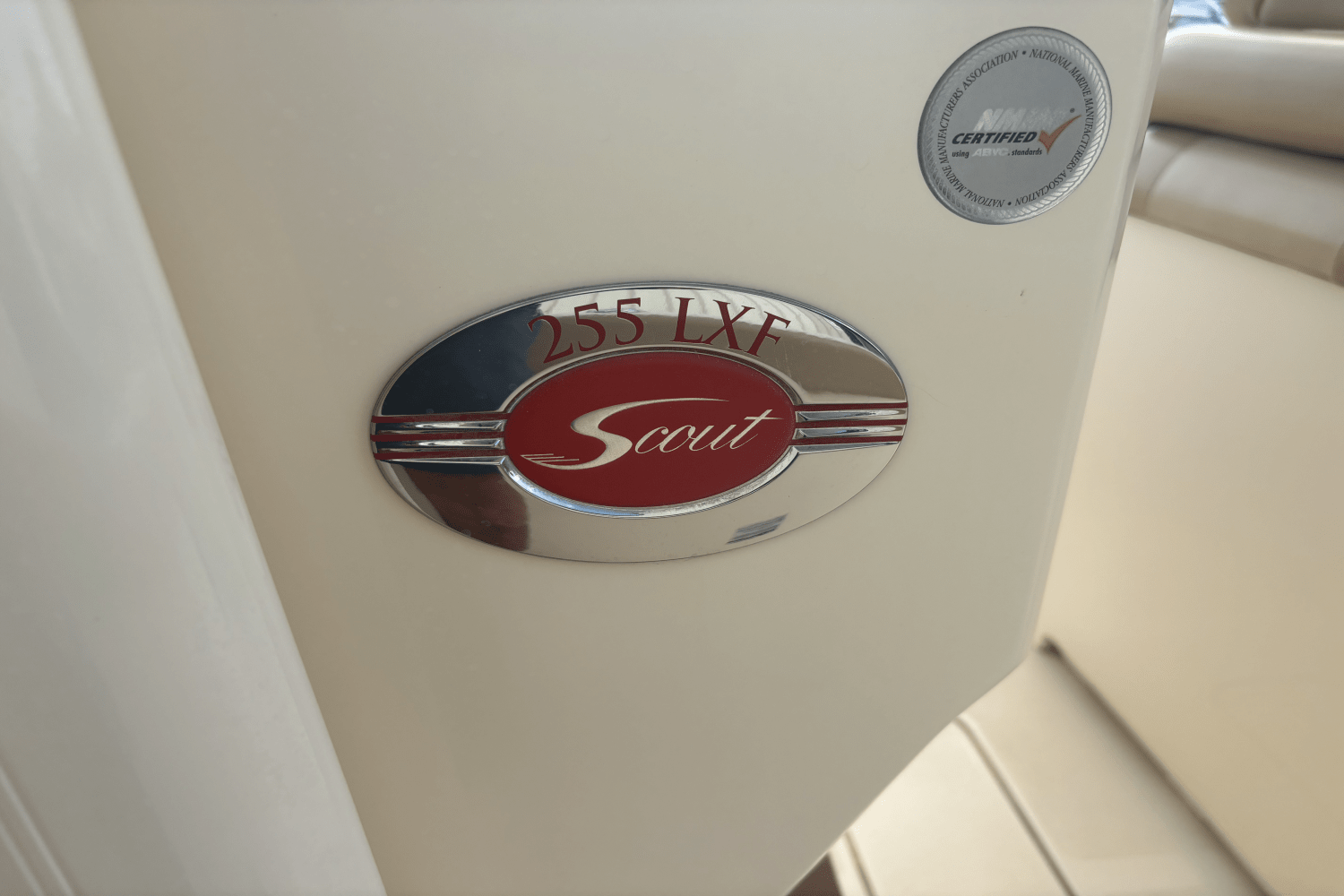 Slide: The Image of Scout 255 LXF 2020 - 14