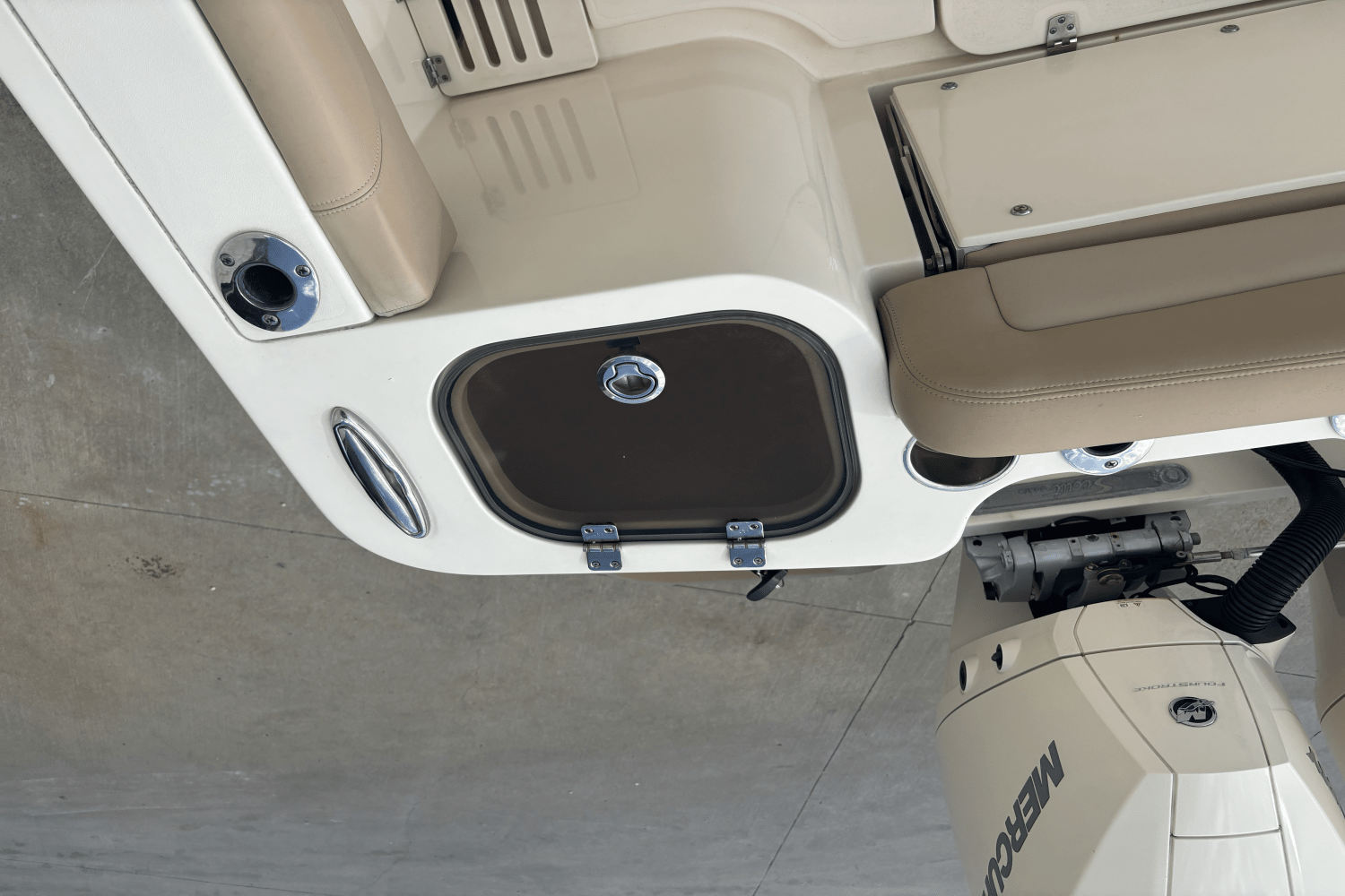 Slide: The Image of Scout 255 LXF 2020 - 22