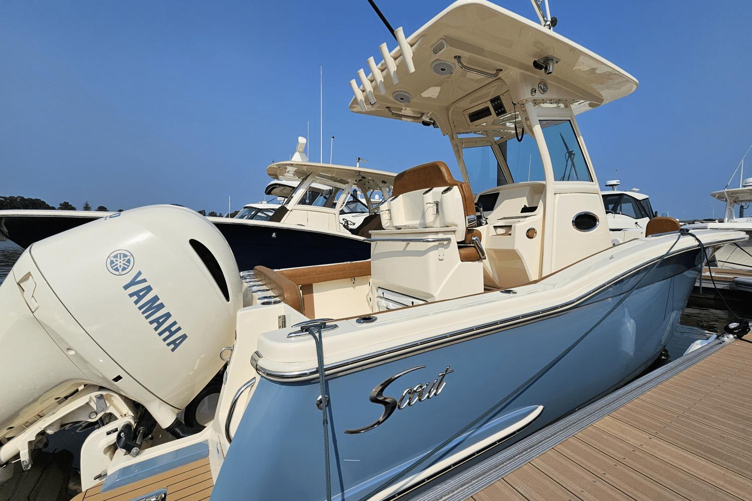 Slide: The Image of Scout 255 LXF 2020 - 3