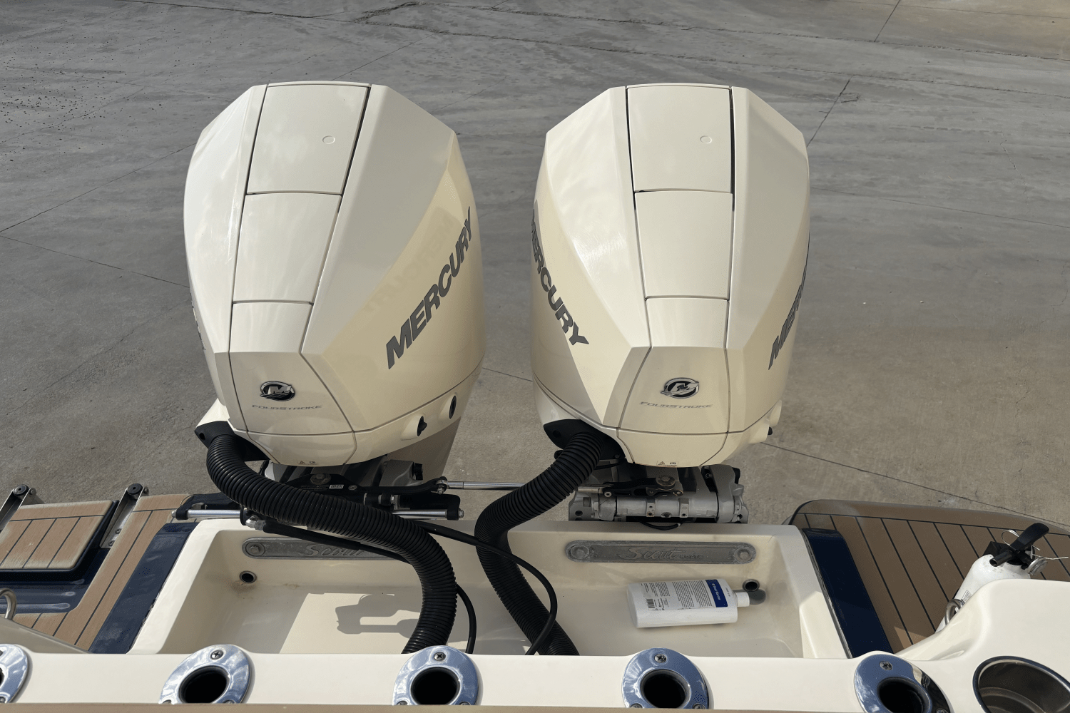 Slide: The Image of Scout 255 LXF 2020 - 4