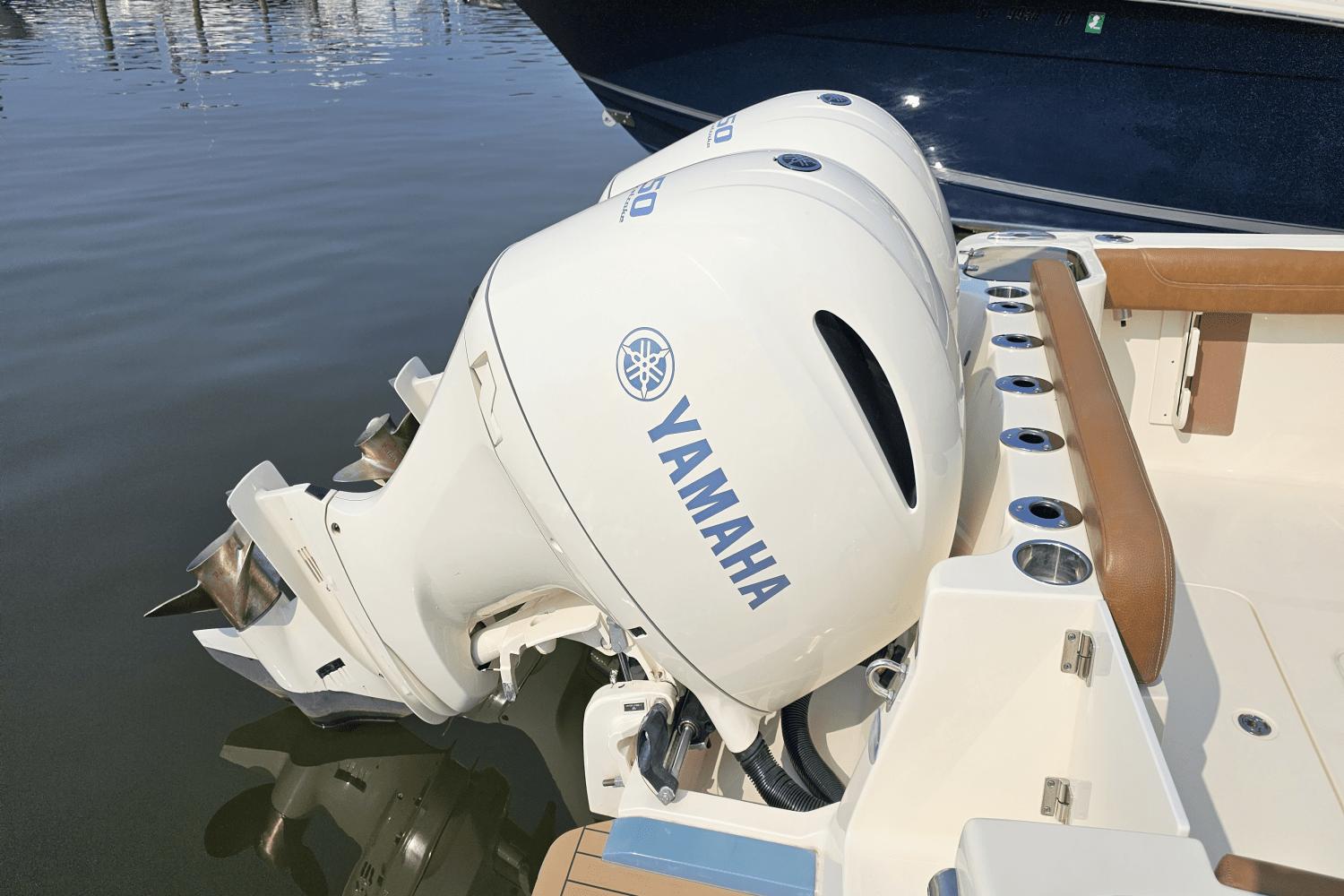 Slide: The Image of Scout 255 LXF 2020 - 4