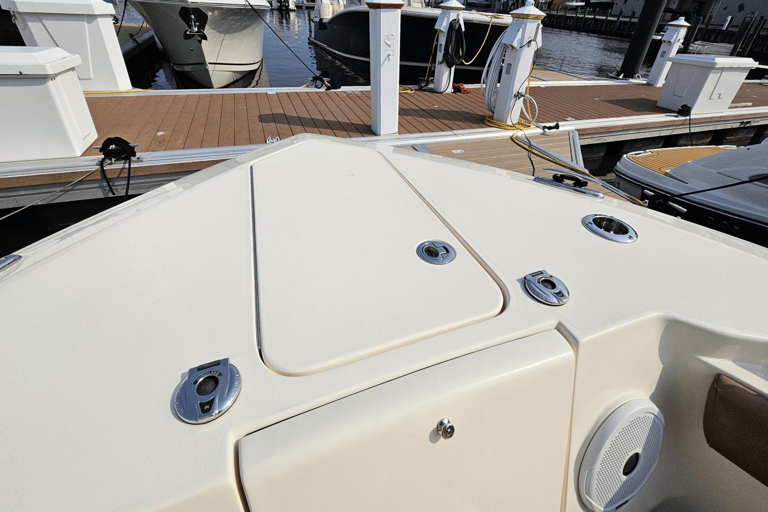 Slide: The Image of Scout 255 LXF 2020 - 52