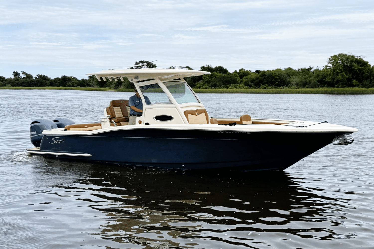 Slide: The Image of Scout 255 LXF 2021 - 30