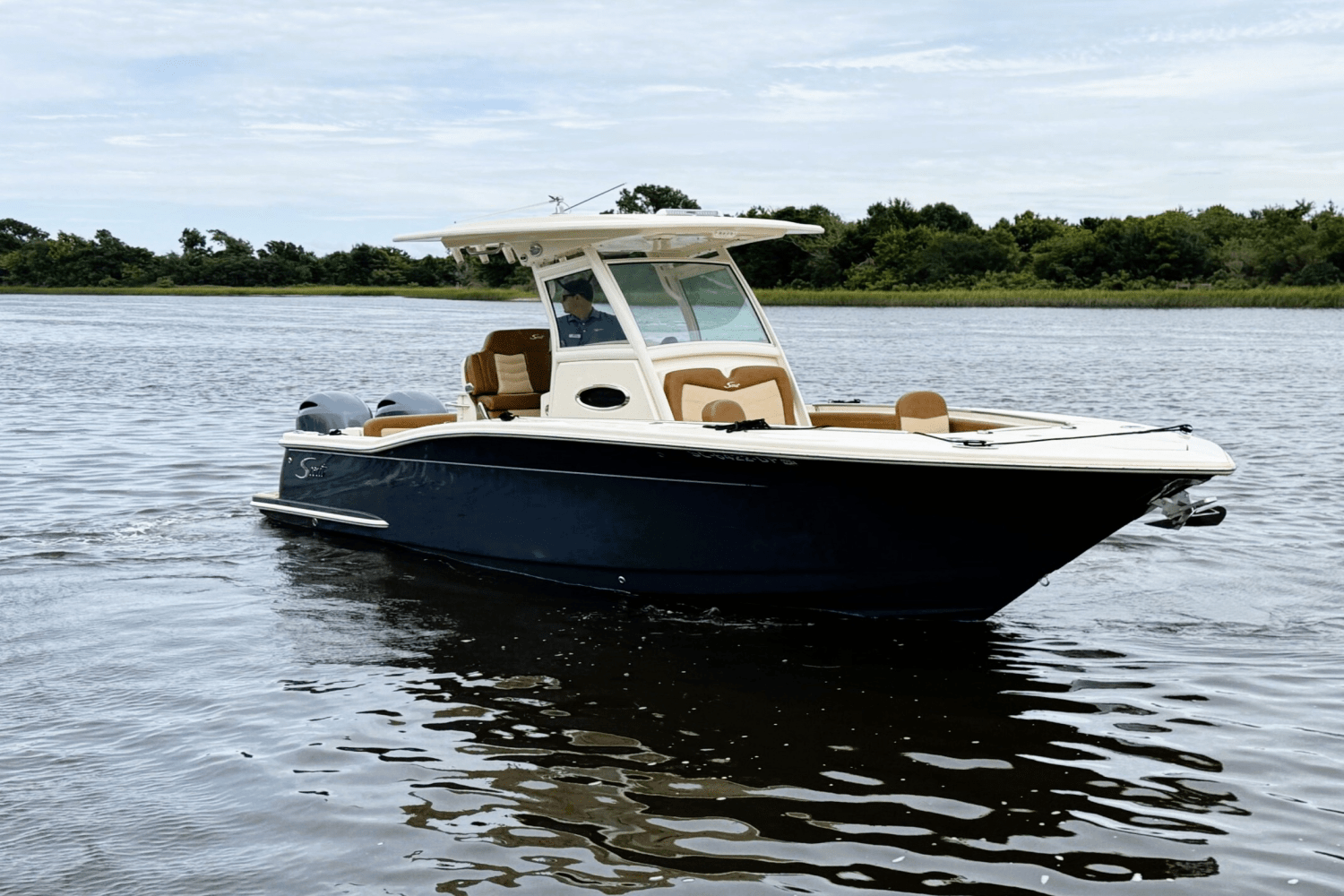 Slide: The Image of Scout 255 LXF 2021 - 31