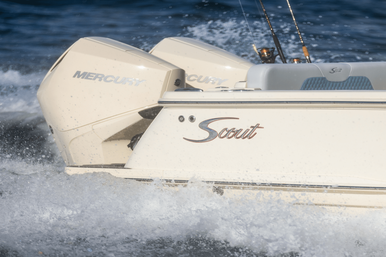 Slide: The Image of Scout 260 LXF 2024 - 18