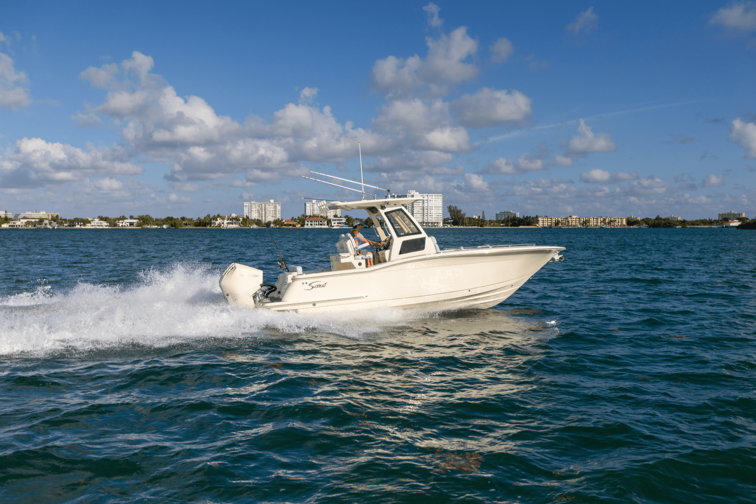 Slide: The Image of Scout 260 LXF 2024 - 5