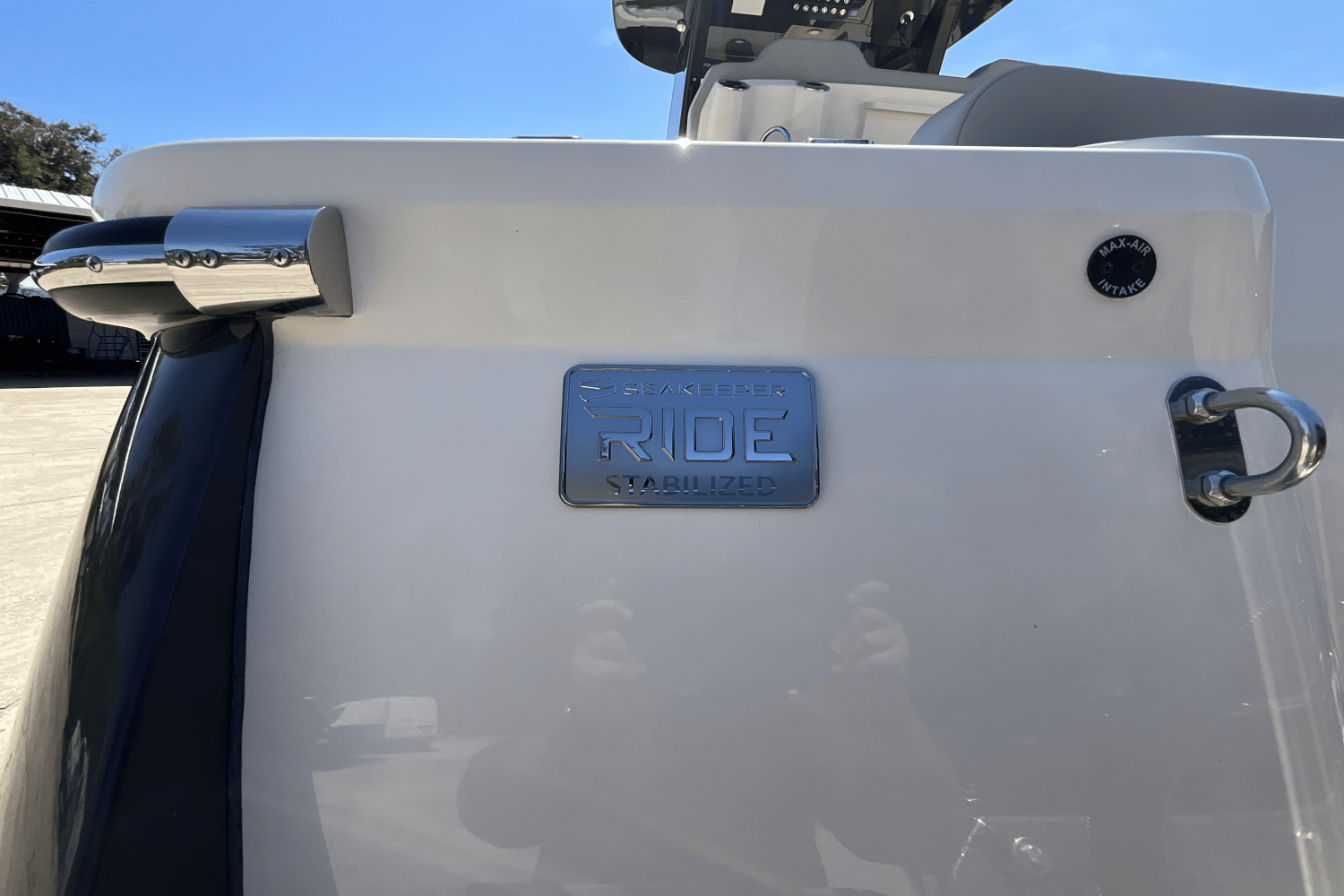 Slide: The Image of Scout 260 LXF 2025 - 5