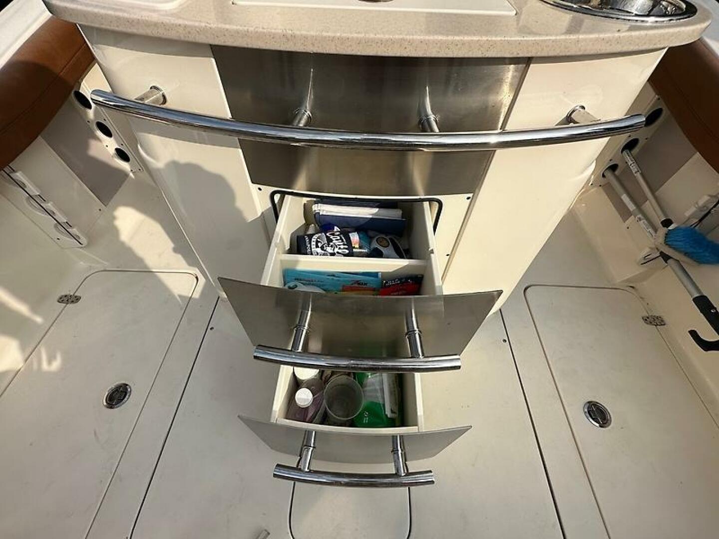 Slide: The Image of 0005267613 - 5483083