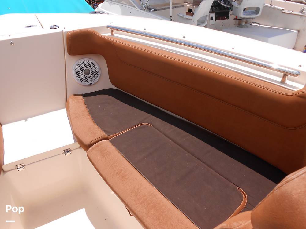 Slide: The Image of Scout 275 Dorado 2015 - 117