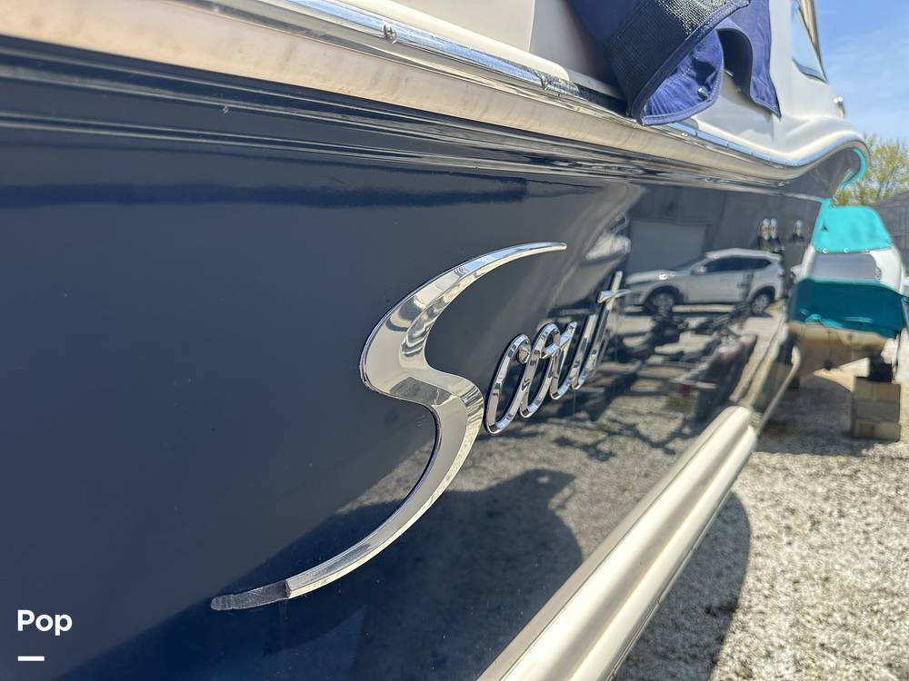 Slide: The Image of Scout 275 Dorado 2015 - 13