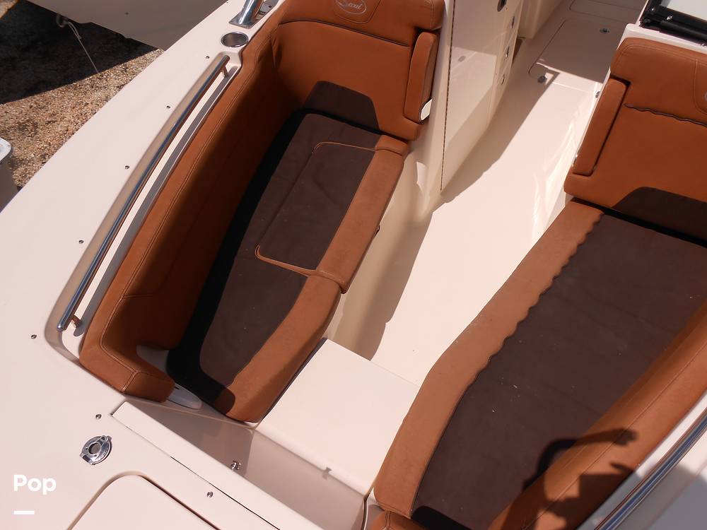 Slide: The Image of Scout 275 Dorado 2015 - 141