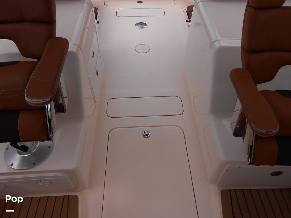 Slide: The Image of Scout 275 Dorado 2015 - 150
