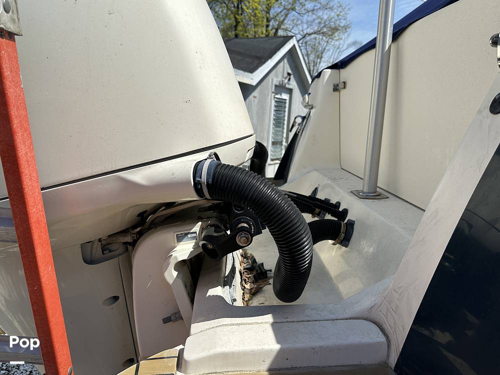 Slide: The Image of Scout 275 Dorado 2015 - 17