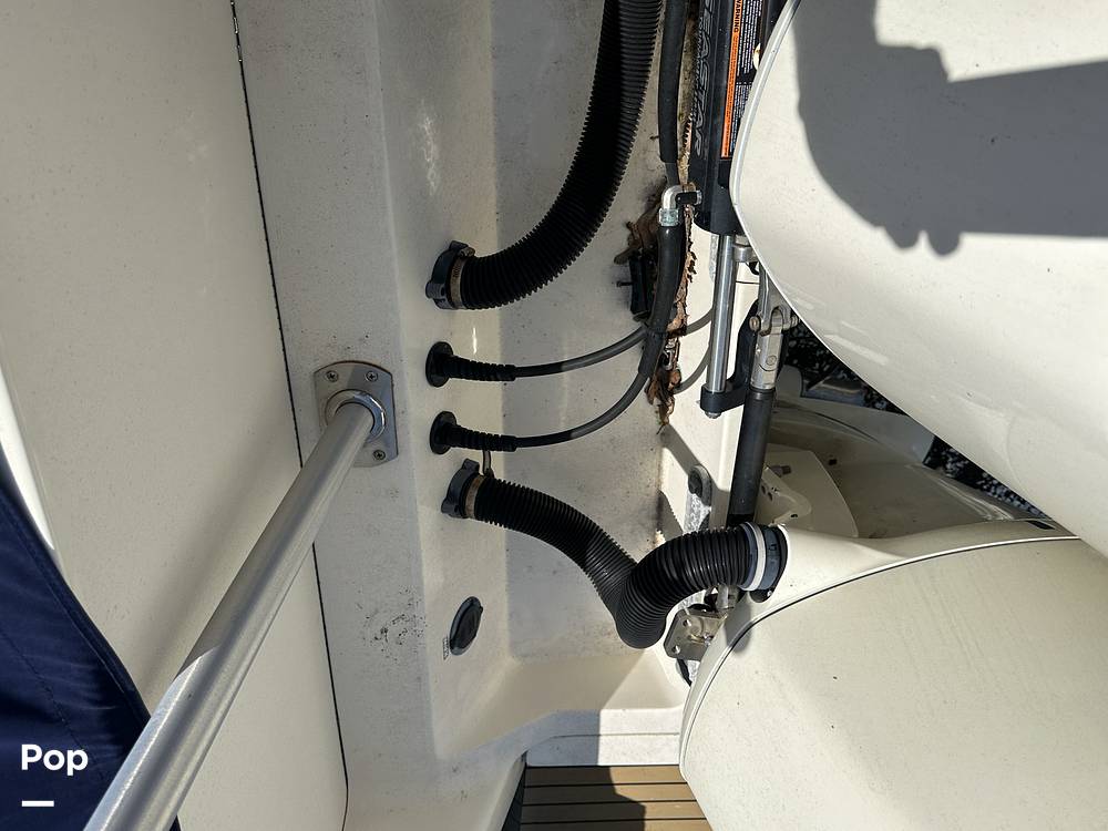 Slide: The Image of Scout 275 Dorado 2015 - 18