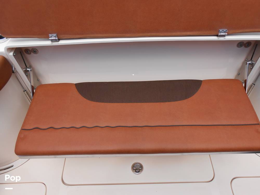 Slide: The Image of Scout 275 Dorado 2015 - 51