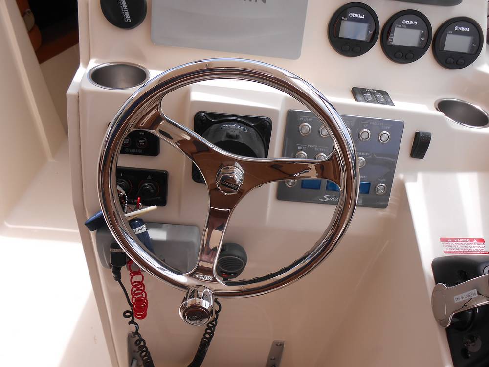 Slide: The Image of Scout 275 Dorado 2015 - 81
