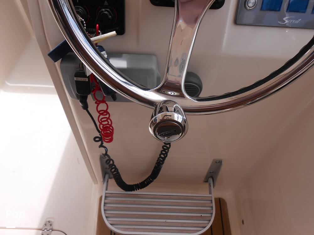 Slide: The Image of Scout 275 Dorado 2015 - 82