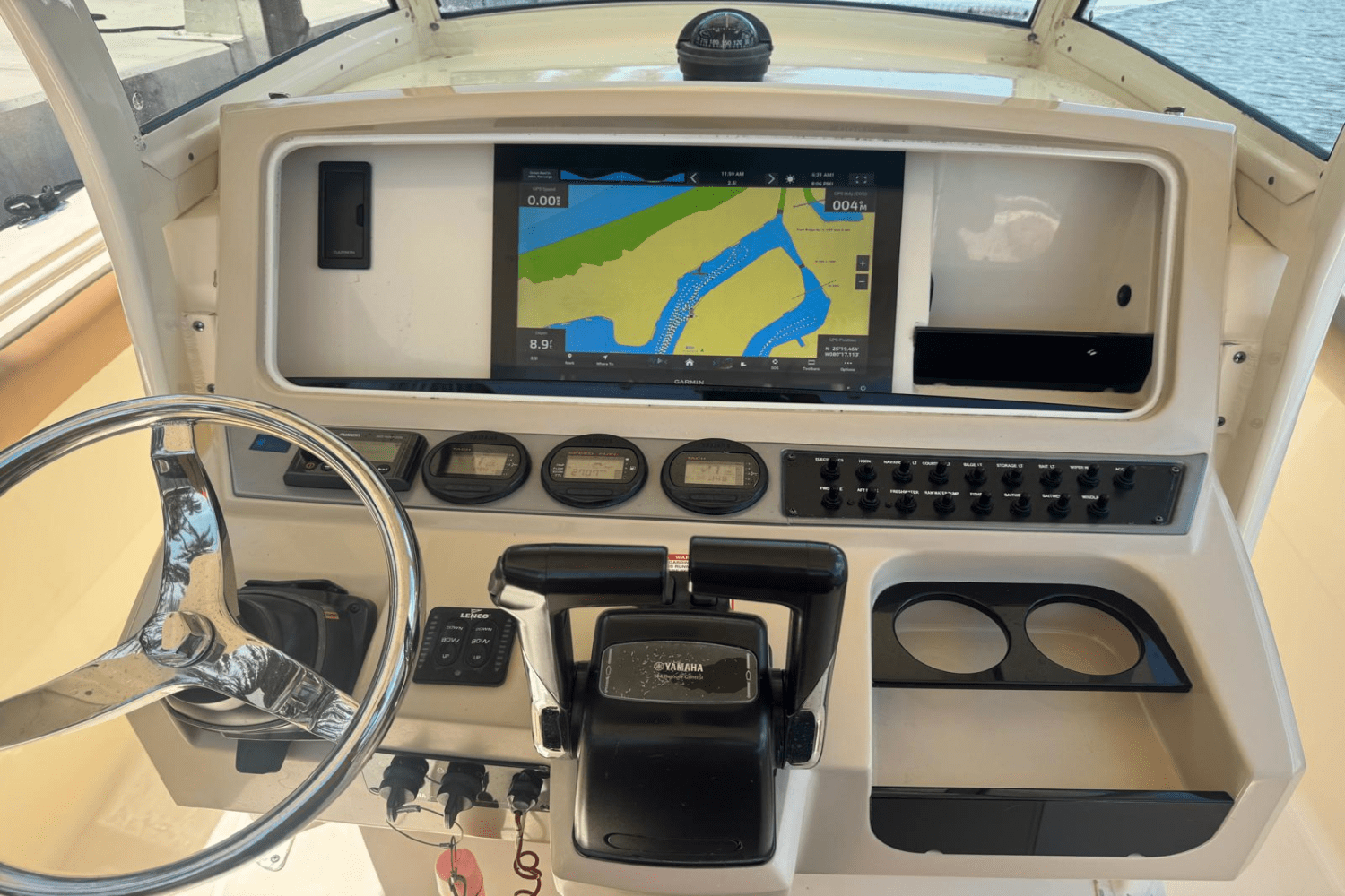 Slide: The Image of Scout 275 LXF 2013 - 26