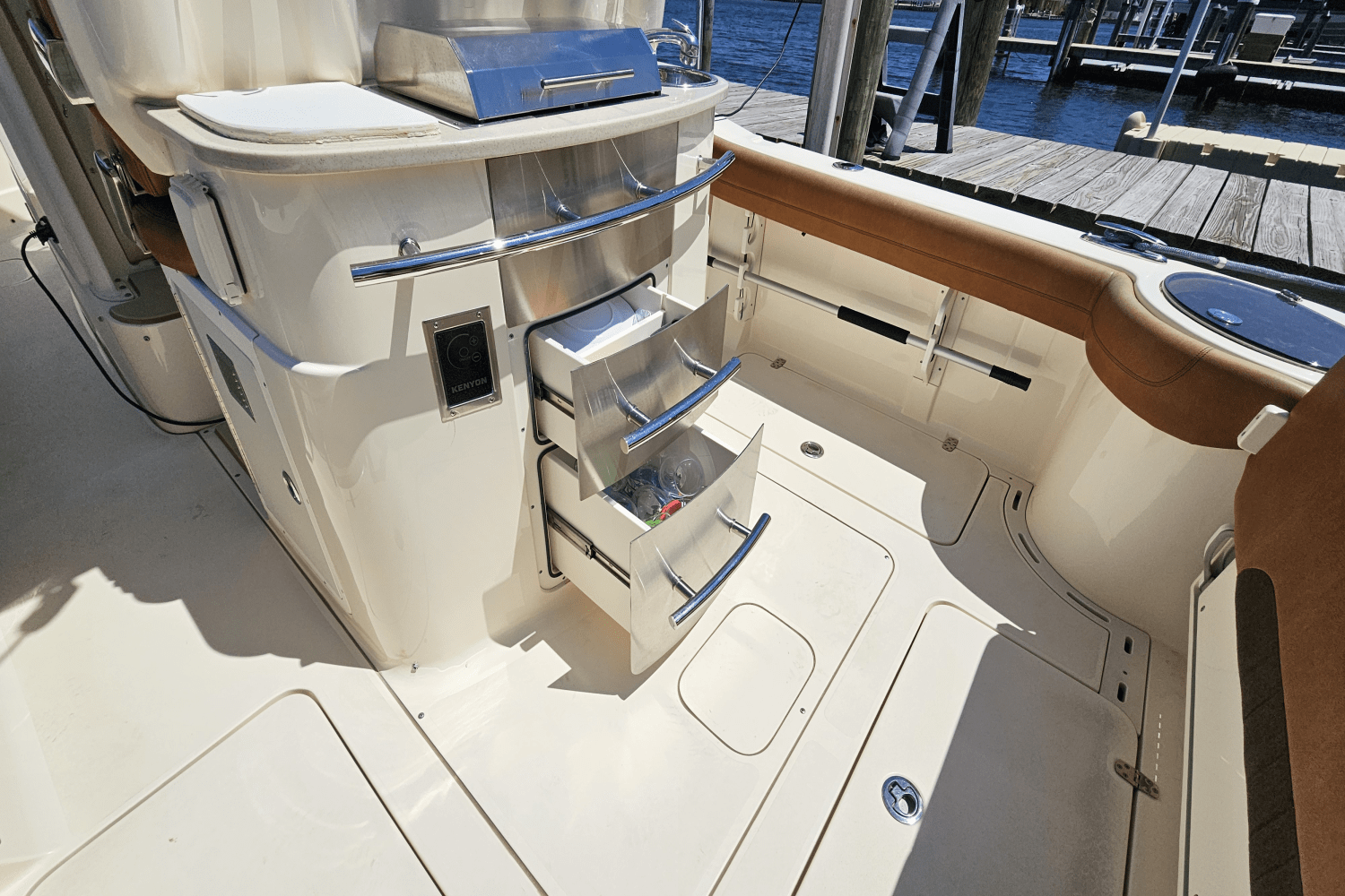 Slide: The Image of Scout 275 LXF 2016 - 11