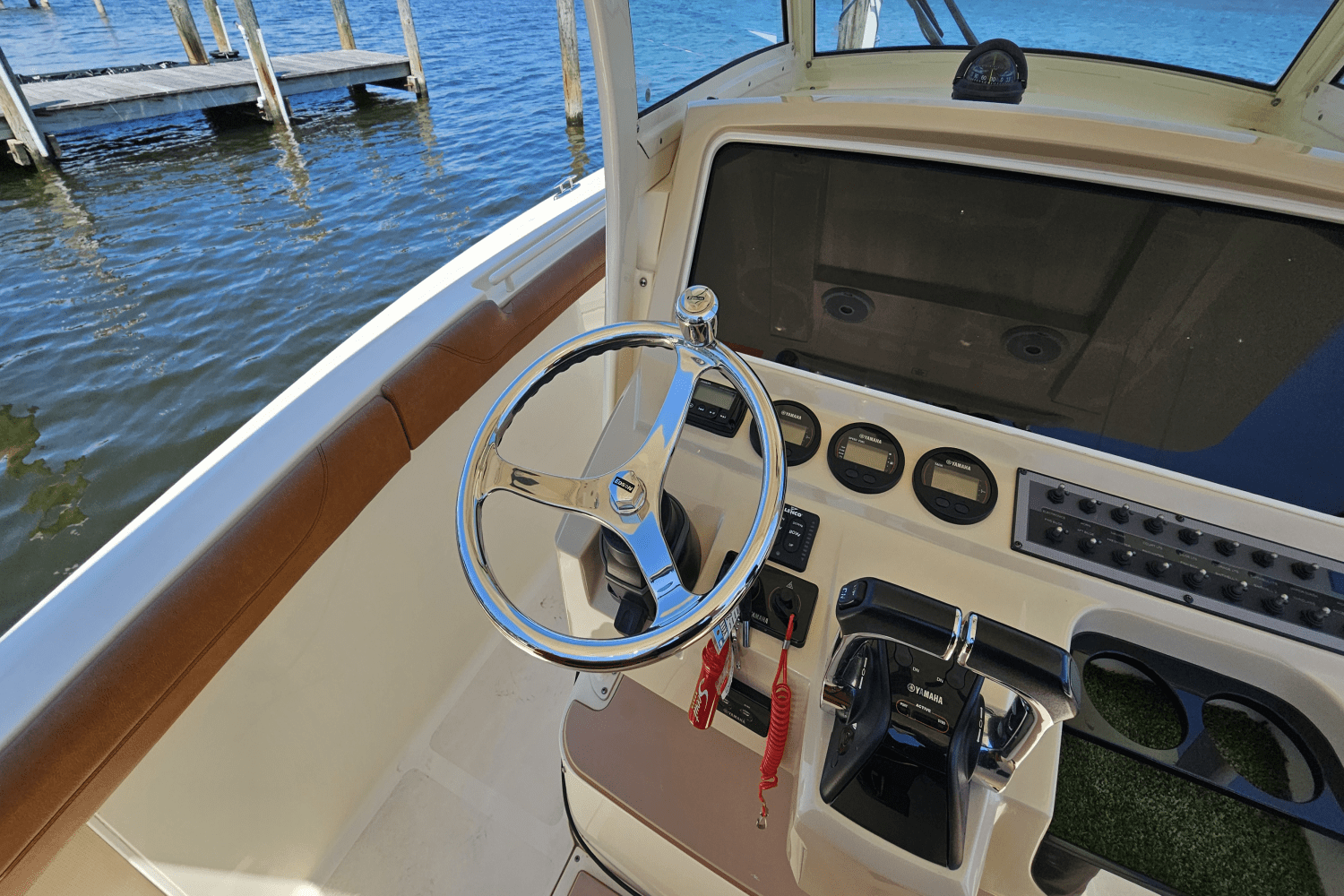 Slide: The Image of Scout 275 LXF 2016 - 19