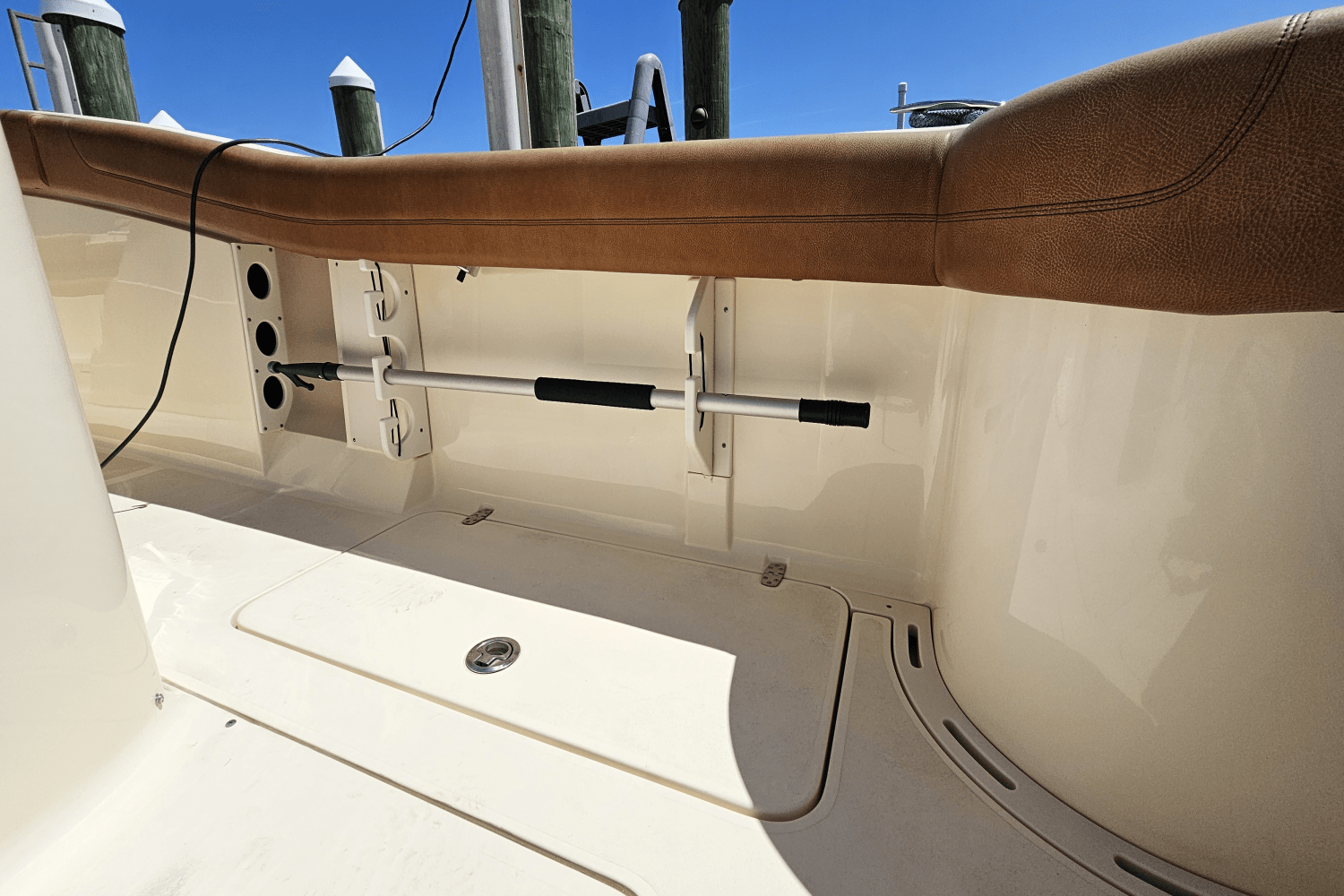 Slide: The Image of Scout 275 LXF 2016 - 7