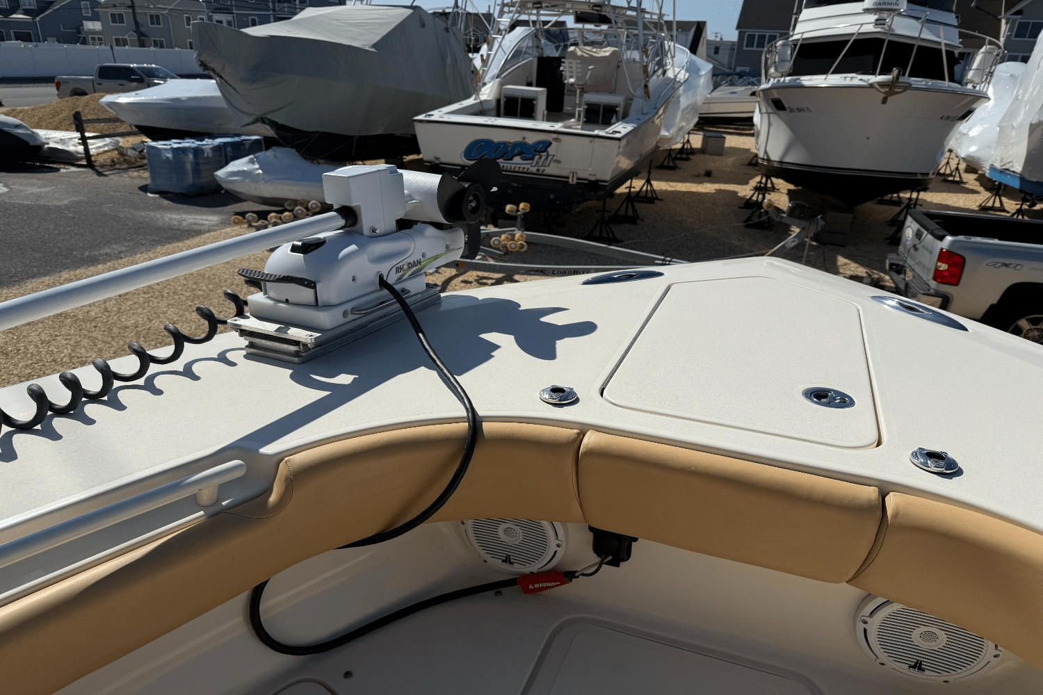 Slide: The Image of Scout 300 LXF 2015 - 19