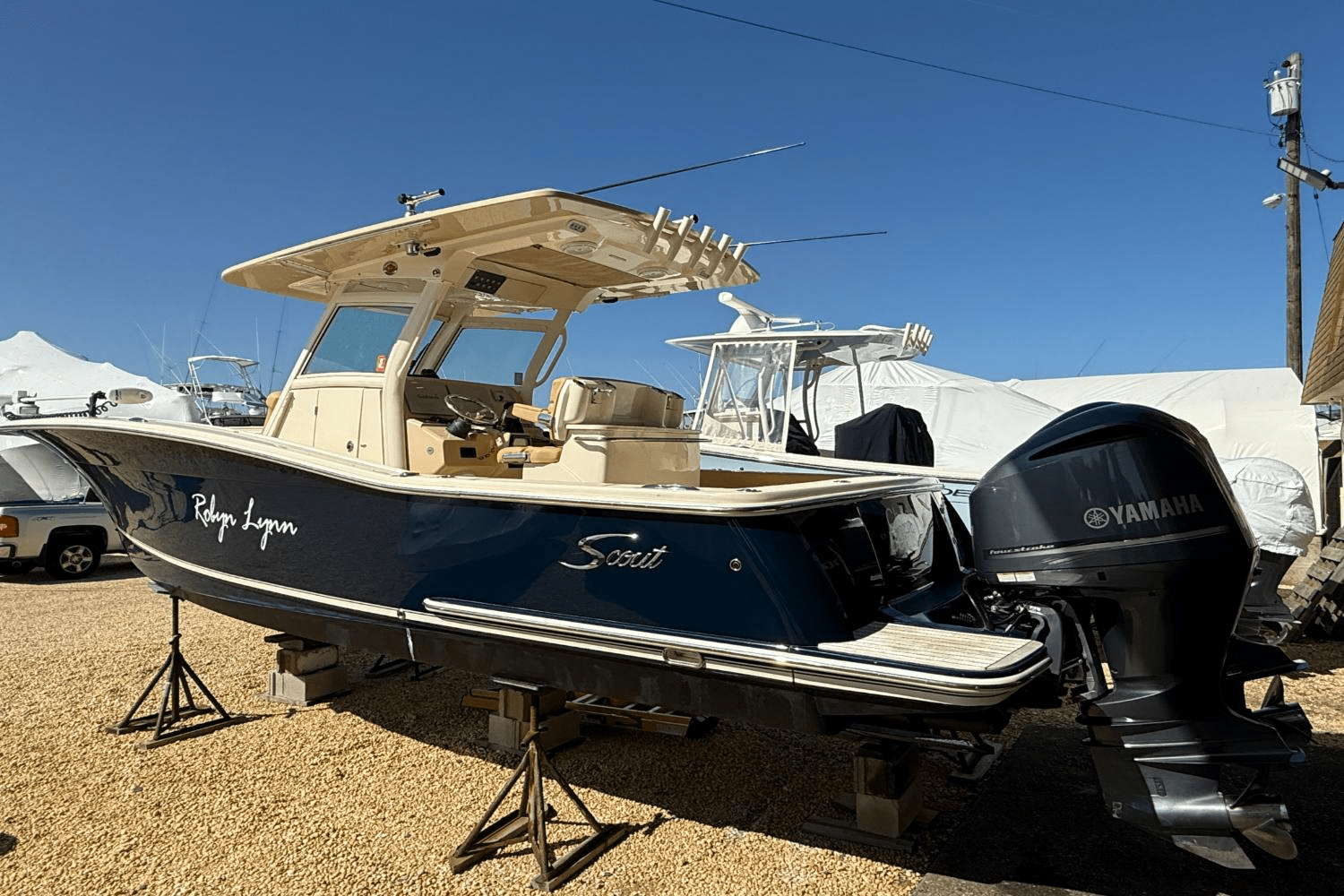 Slide: The Image of Scout 300 LXF 2015 - 2