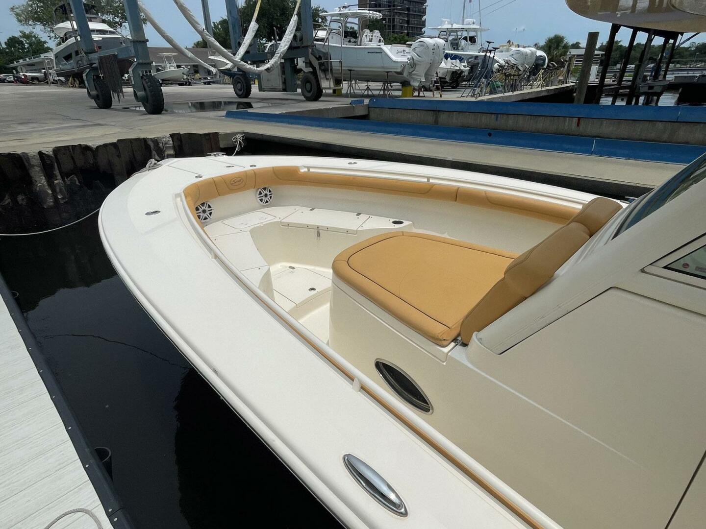 Slide: The Image of Scout 300 LXF 2015 - 5538277