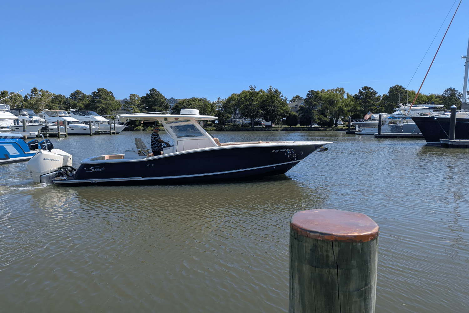 Slide: The Image of Scout 300 LXF 2020 - 1