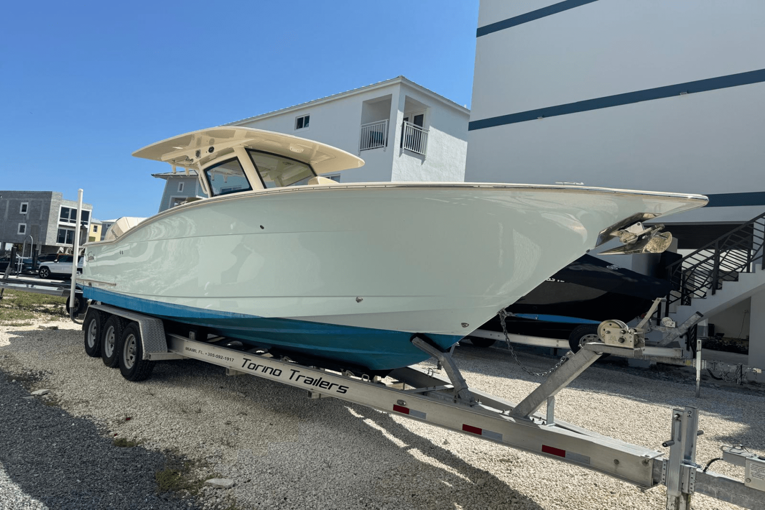 Slide: The Image of Scout 305 LXF 2023 - 1