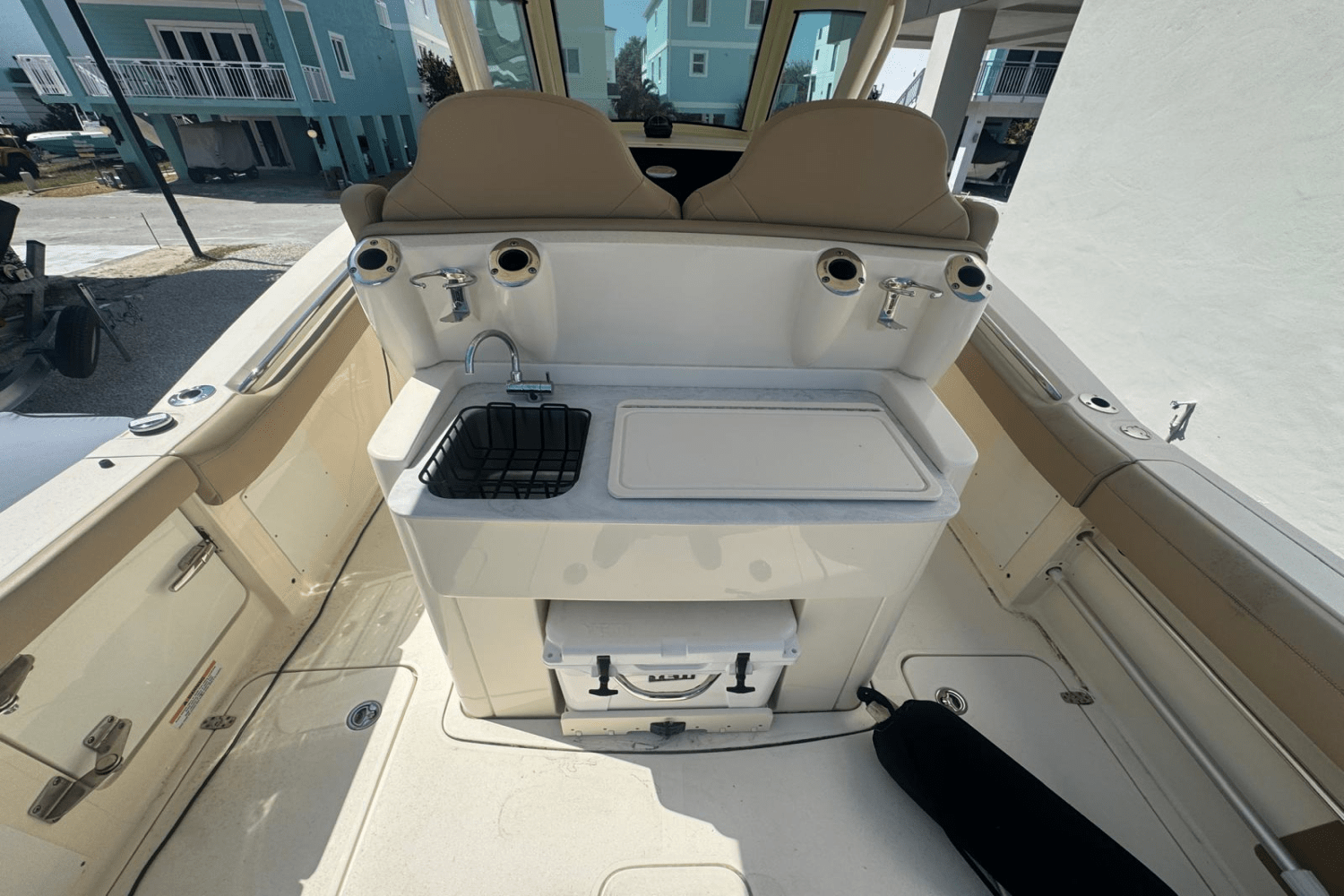 Slide: The Image of Scout 305 LXF 2023 - 8